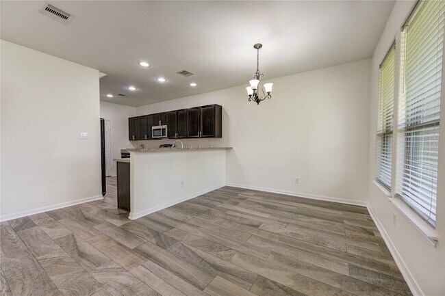 Building Photo - 17021 Wilthorne Gardens Ct