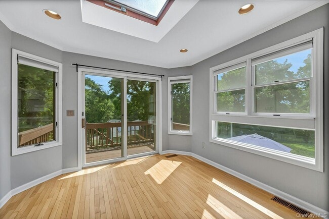 Building Photo - 67 Malvern Ln