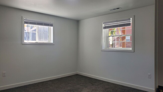 Building Photo - Olive Place Unit A & B ready for move in o...