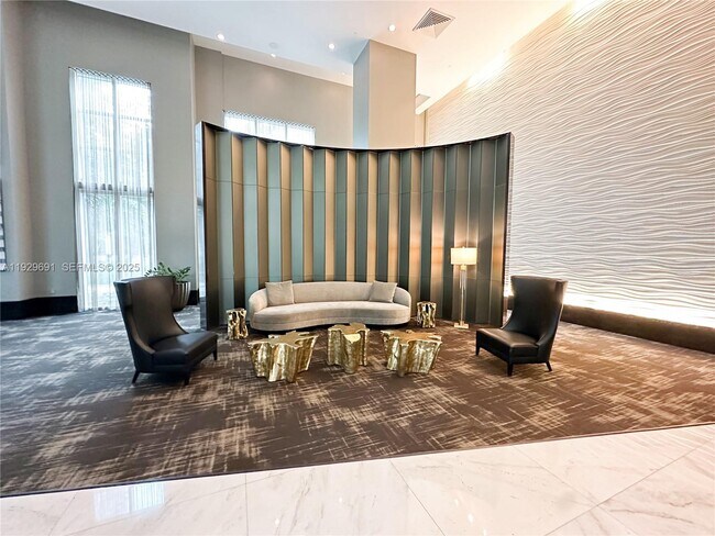 Building Photo - 951 Brickell Ave