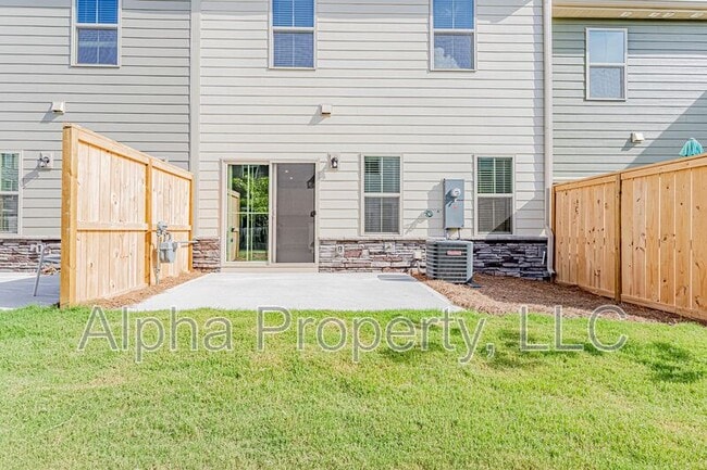 Building Photo - 130 Eagle Wood Dr