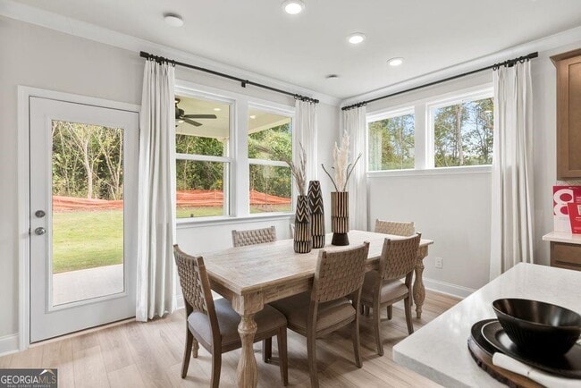 Building Photo - 5015 Kennison Wy