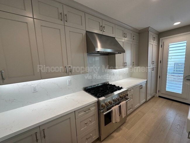 Building Photo - 97 S Nevada Ave