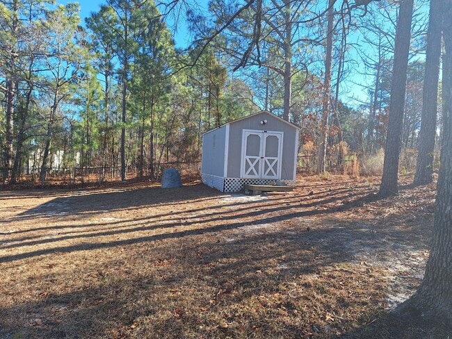 Building Photo - Splendid Garden Cottage in Lugoff, SC!