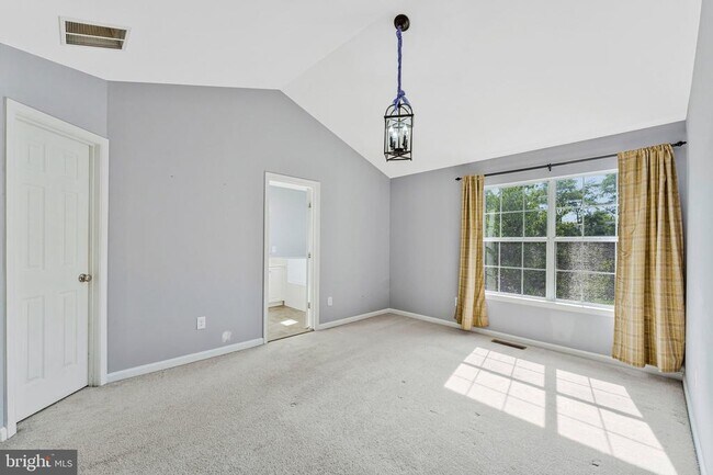Building Photo - 45514 Baggett Terrace
