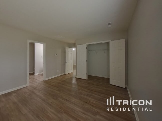 Building Photo - 3029 Decapolis Dr