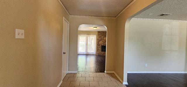 Building Photo - 626 Little Creek Dr