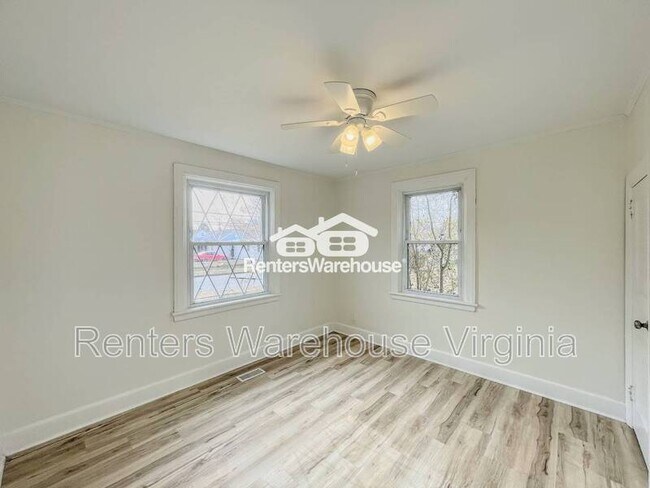 Building Photo - 4862 Norvella Ave