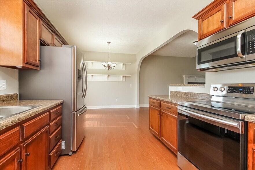 Building Photo - 1508 Jeter Way