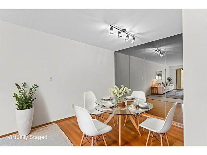 Building Photo - 121 Washington Ave S