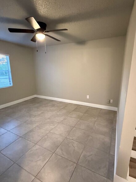 Building Photo - 1431 Croftwood Dr