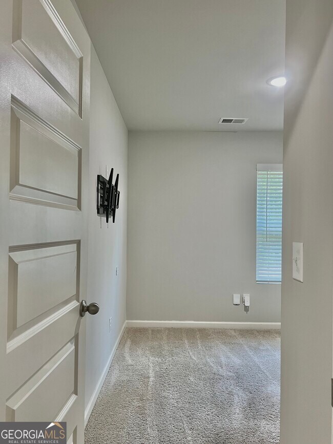 Building Photo - 6278 Rockaway Rd