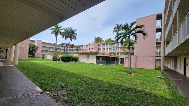 Building Photo - 2800 NW 56th Ave