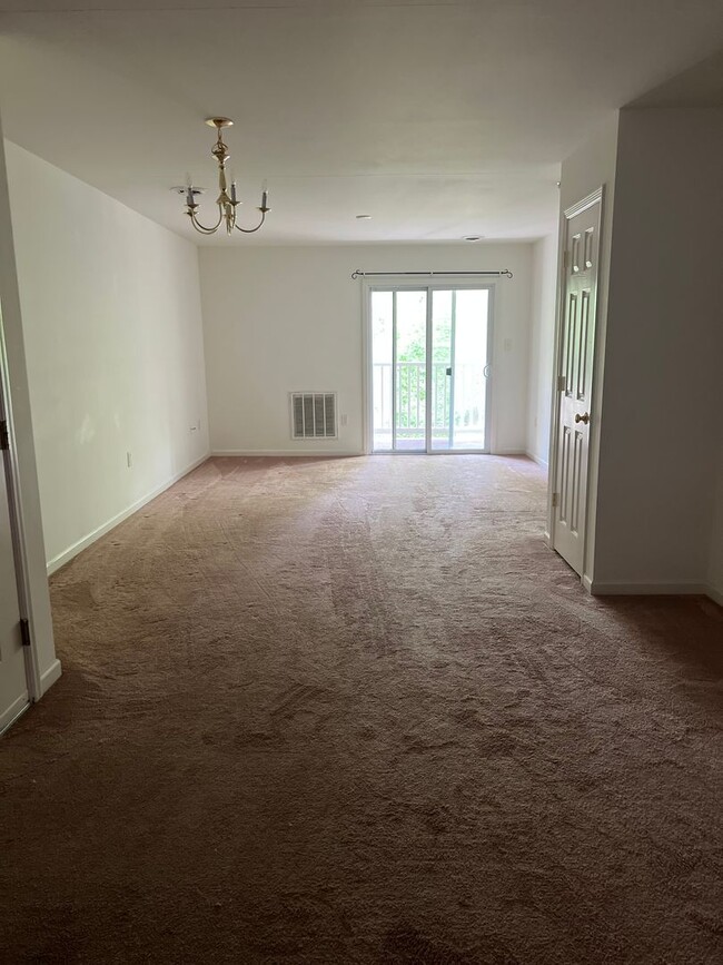 Building Photo - Beautiful Laurel Springs Home For Rent