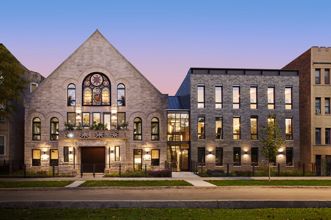 Grand Logan Lodge - Exterior - The Grand Logan Lodge