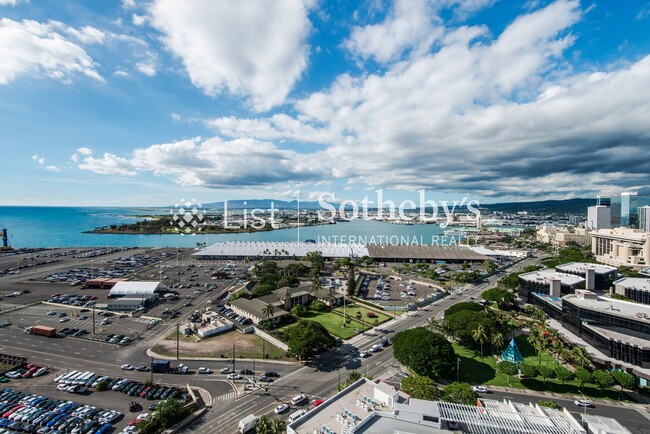 Building Photo - The Collection #2304 | Honolulu, HI