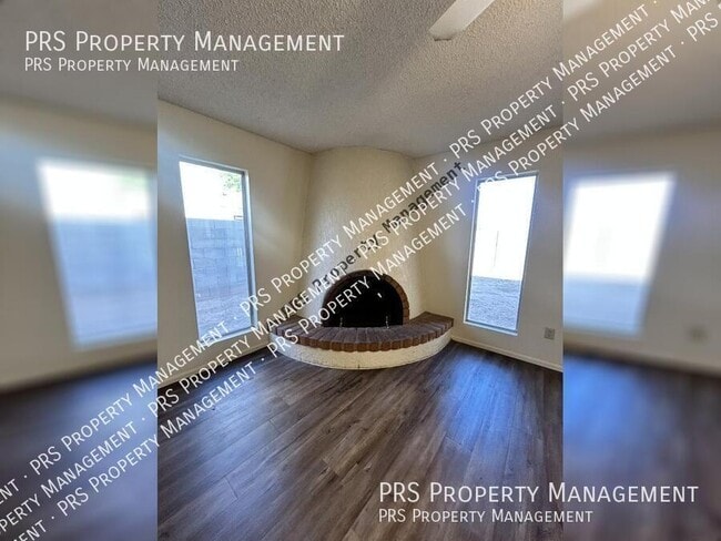 Building Photo - 3226 N Sycamore Pl