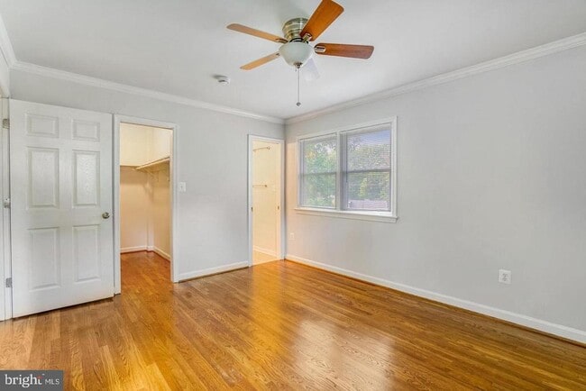 Building Photo - 9821 Hampton Ln