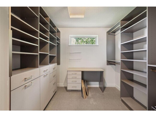 Building Photo - 6540 Navaho Trail