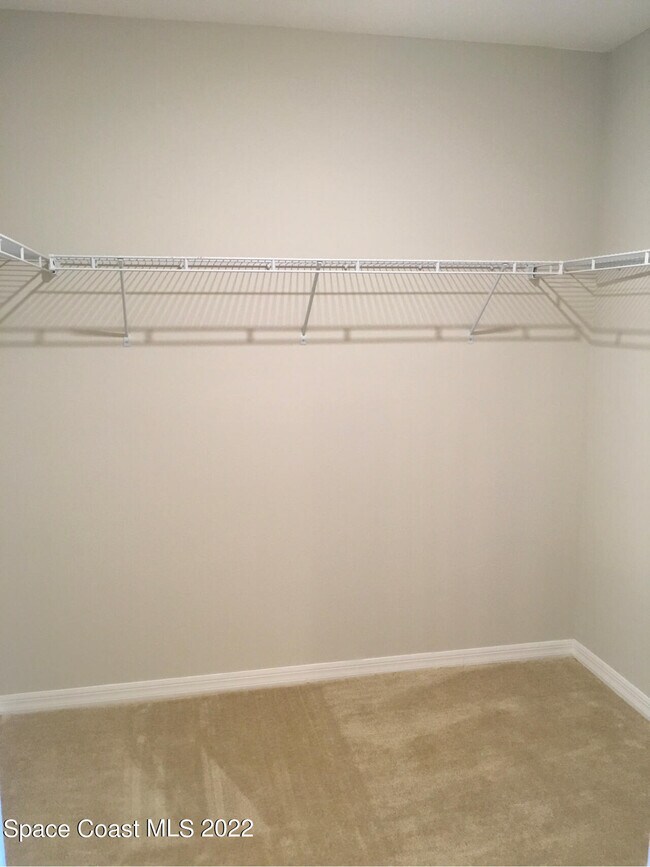 Building Photo - 967 Zambrana St SE