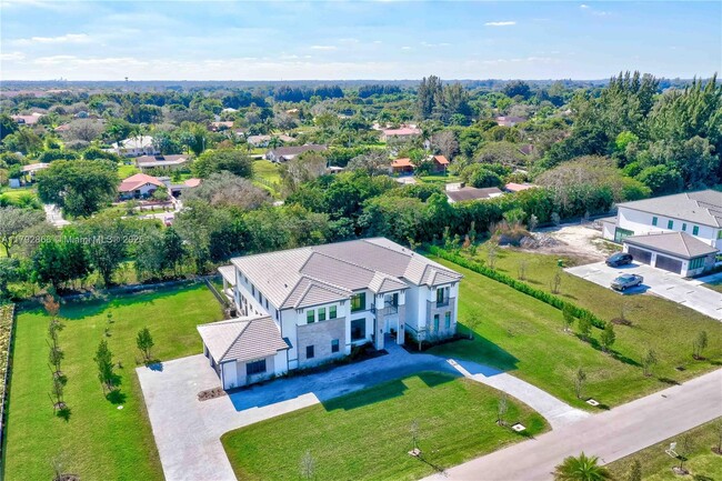 Building Photo - 17130 Magnolia Estates Dr
