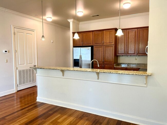 Building Photo - Victory Commons