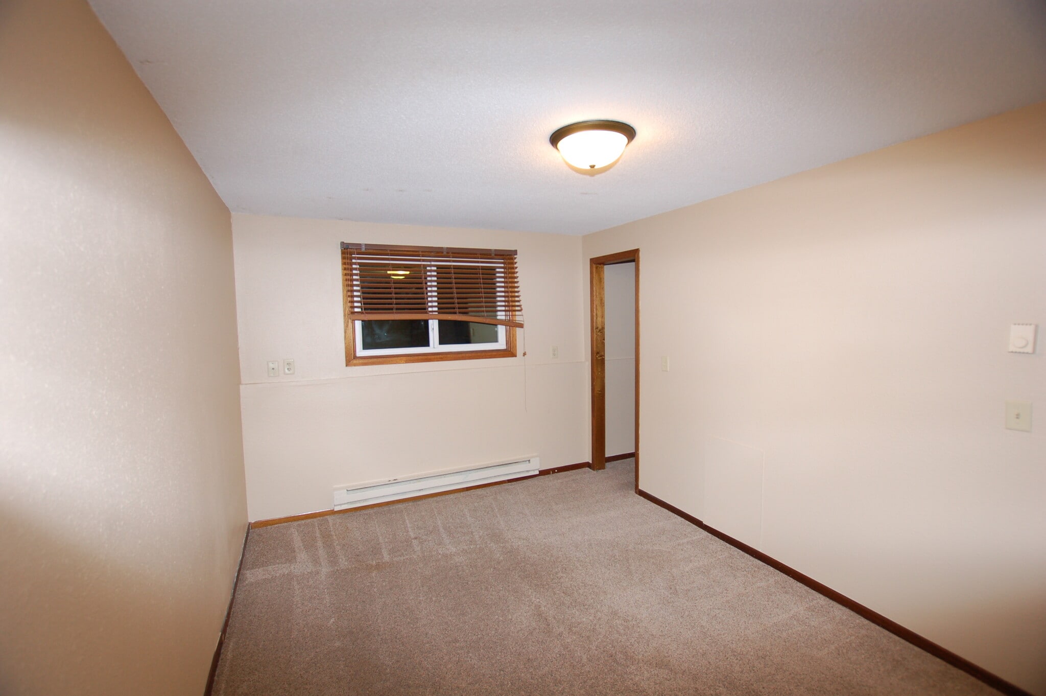 Building Photo - 3028 18th St S