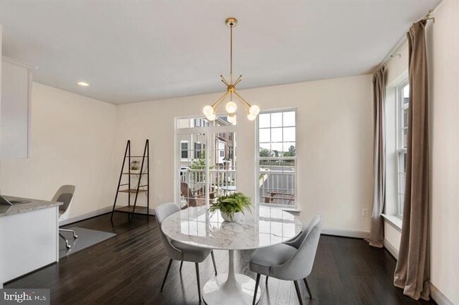 Building Photo - 46077 Hall Rd