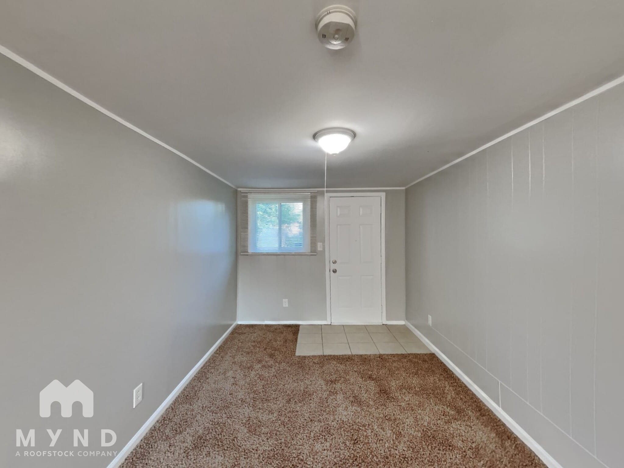 Building Photo - 3049 Bluefield Dr
