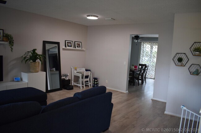Building Photo - 10881 Sea Hibiscus Ln