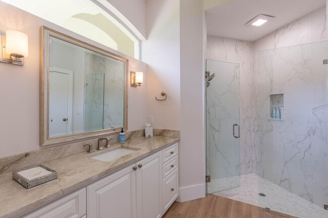 Building Photo - 12624 Mallet Cir