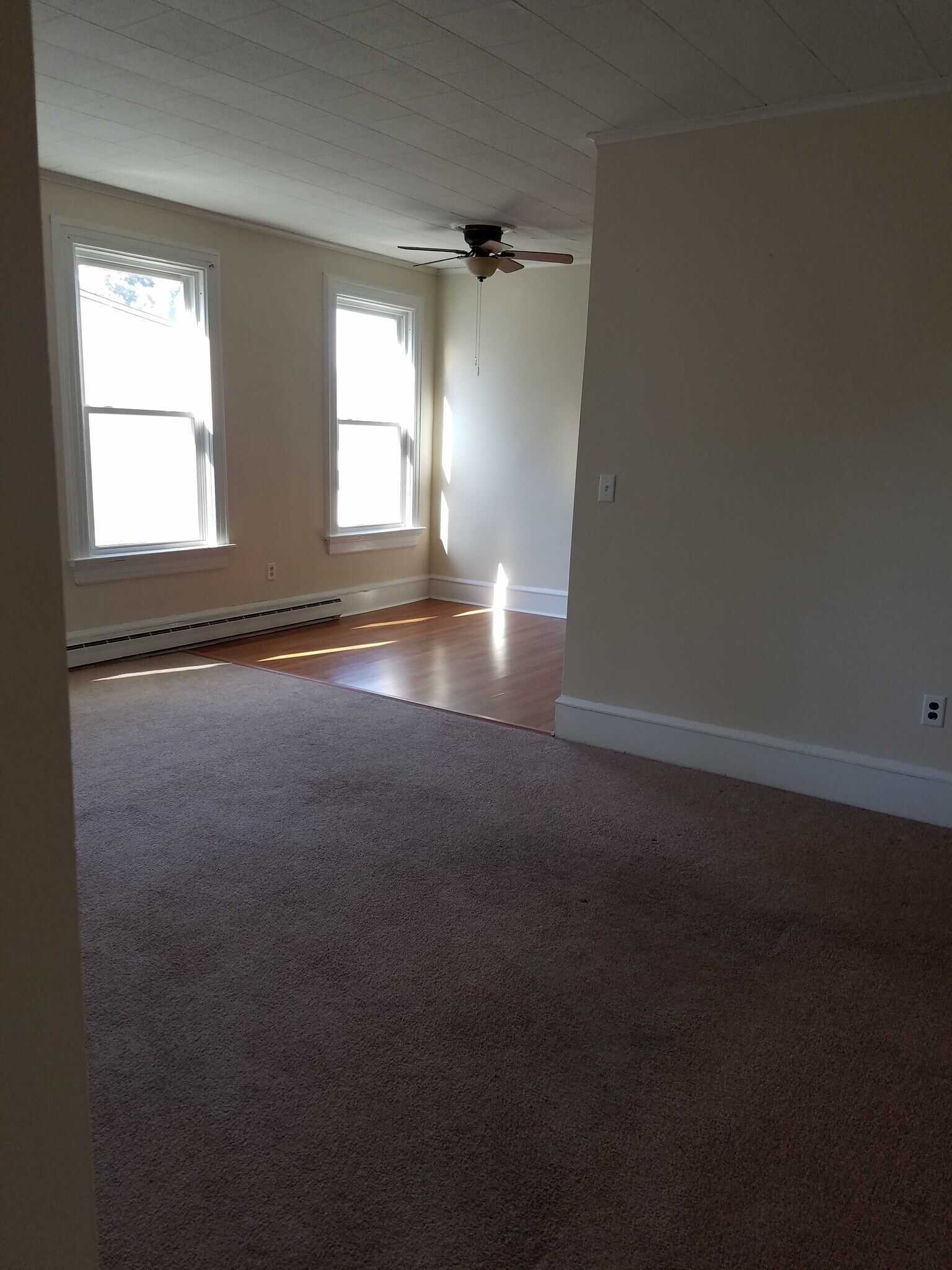 Living Room - 1639 Sanderson Ave