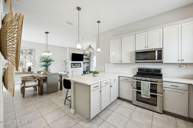 Building Photo - 290 RUM RUNNER Way