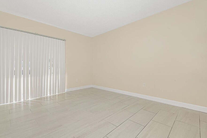 Building Photo - 7765 SW 86th St