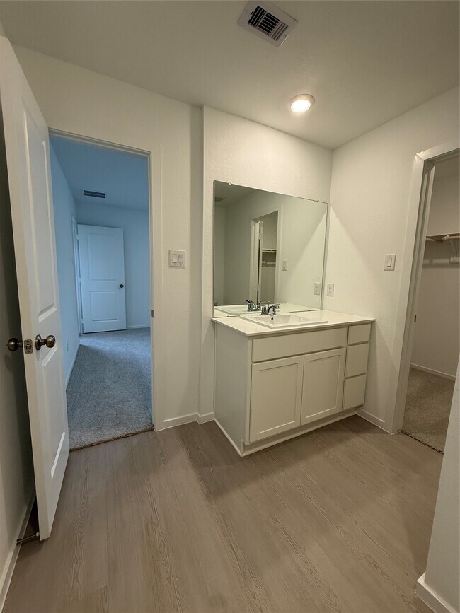 Building Photo - 18753 Loom dr