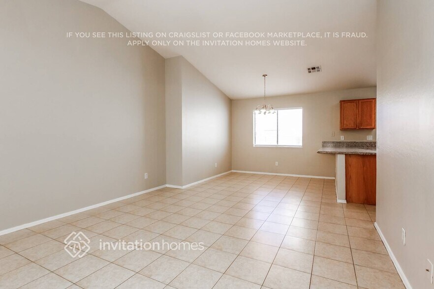 Building Photo - 23949 W Antelope Trail