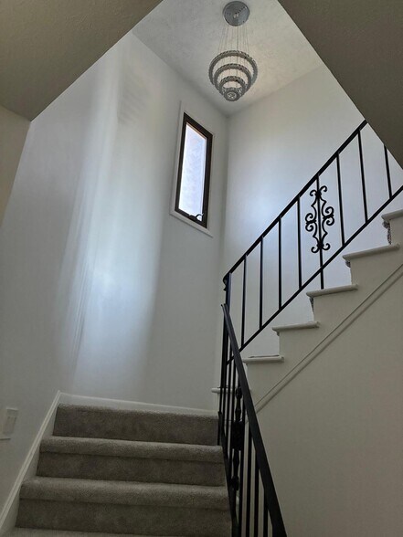 Building Photo - 3421 Burrwood Dr