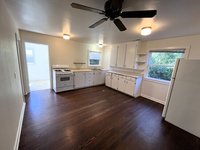 Building Photo - Pet-Friendly Private Home On Large Lot With Detached Garage!