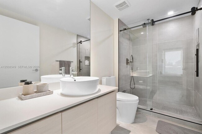 Building Photo - 4250 Biscayne Blvd