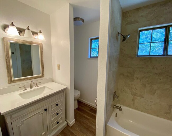 Building Photo - 5502 Longhorn Landing