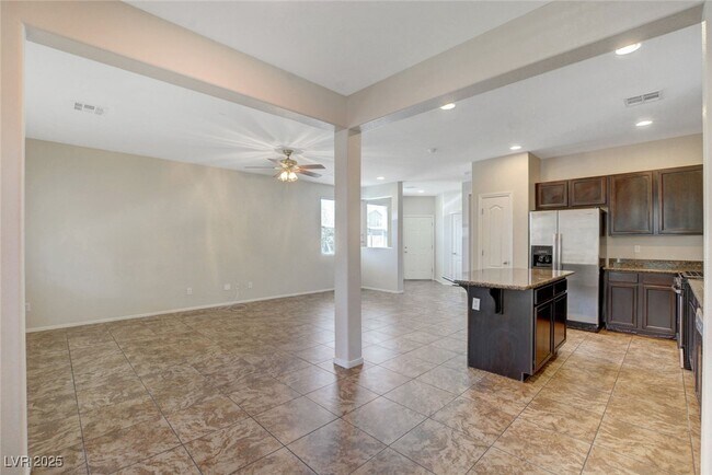 Building Photo - 7419 Bakewell Ave