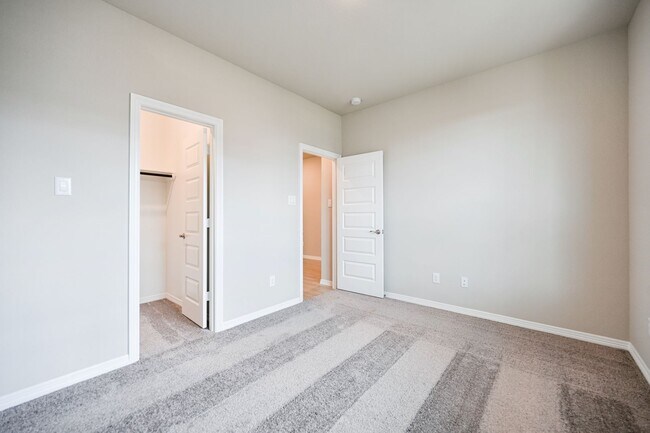 Building Photo - Brand new, contemporary 1-story home. FRID...