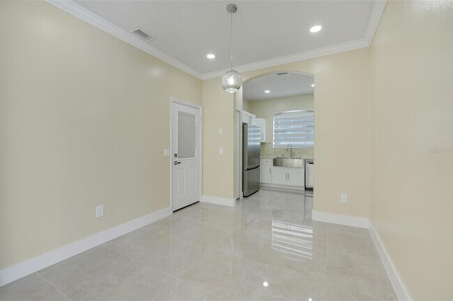 Building Photo - 1420 Sun Meadow Dr