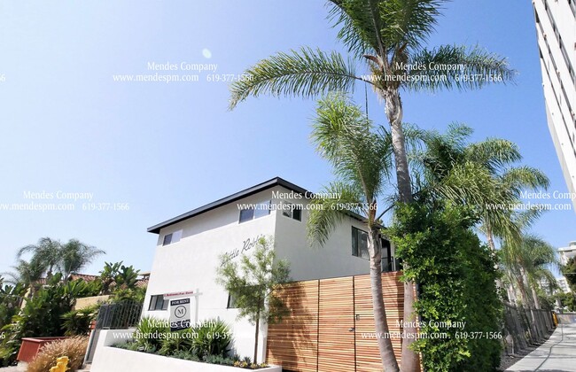 Building Photo - Chic Modern 2bdr/1bth Unit in Hillcrest! *...