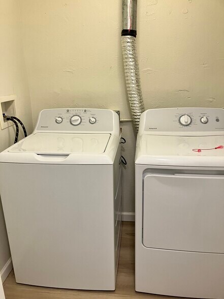 Full size washer and dryer - 3022 SW 12th Ave