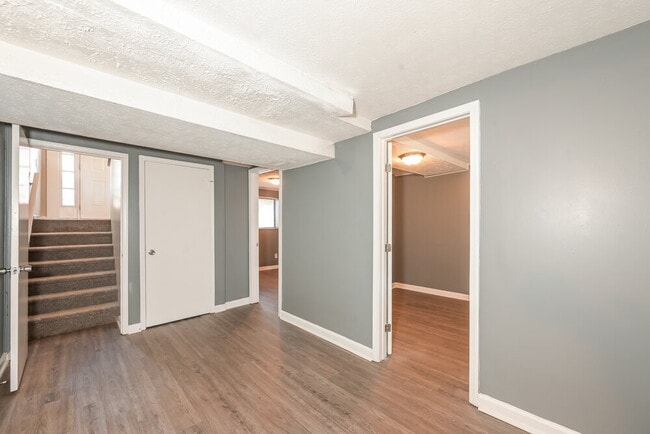 Building Photo - 4691 Big Valley Ct