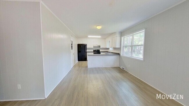 Building Photo - 510 Wesley Ave