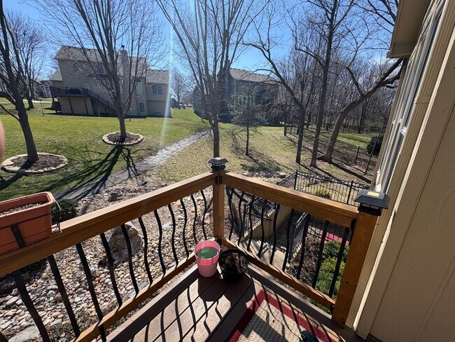 Building Photo - 30+ Day Stays | Fully Furnished 5 Bed Home w/Utilities included | 3 Car Garage | Great Community ...