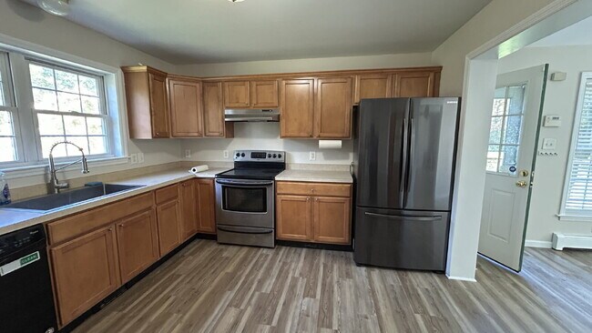 Building Photo - Spacious 3-Bedroom Cape – Quiet Country Living on 2 Acres