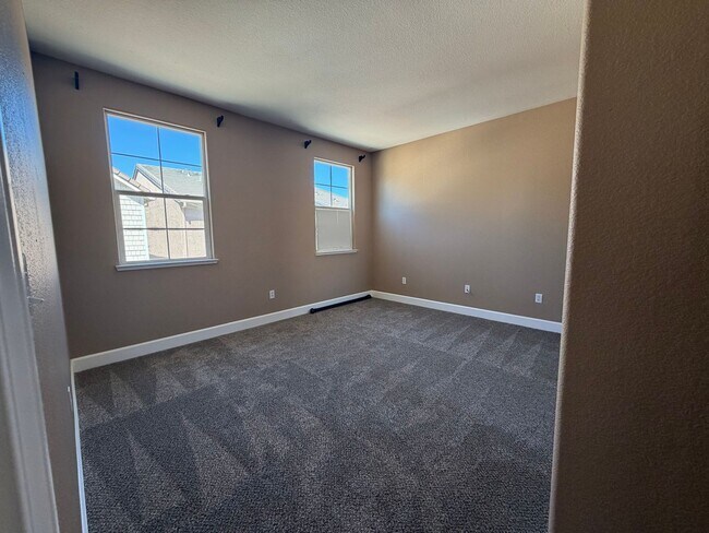 Building Photo - 3122 Mowbray Way